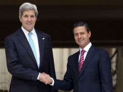 El Secretario de Estado se reunió con El Presidente Peña Nieto en la residencia oficial de Los Pinos. AFP /
