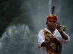 El autor expresó que todo este patrimonio de los hablantes de totonaco no está registrado, solo se transmite. ARCHIVO /