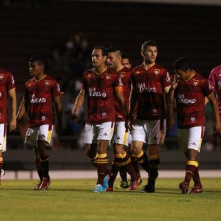 Evalúan mudanza de Estudiantes Tecos