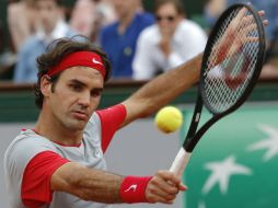 Federer se medirá por un puesto en cuartos de final con el letón Ernests Gulbis. AP /