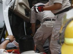 El agente del Ministerio Público adscrito al municipio acudió al lugar para realizar el levantamiento del cadáver. ARCHIVO /