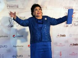 Carmen Salinas reconoce la labor de los maestros y agradece la invitación a ser parte de los embajadores. ARCHIVO /