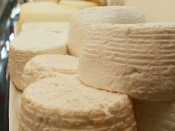 El estudio demostró que eliminando de la dieta productos lácteos, trigo y golosinas lograron mejorar en sus padecimientos. ARCHIVO /