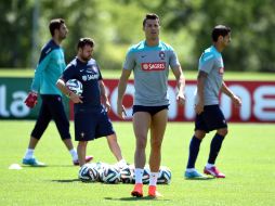 El día de hoy, el jugador Cristiano Ronaldo se incorporó a los entrenamientos de la selección de Portugal. AFP /