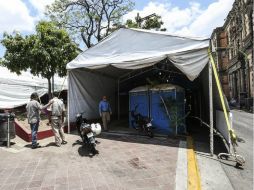 Desde su reubicación en la Plazoleta Agustín Rivera, comerciantes se quejan de falta de energía eléctrica y baños para clientes. ARCHIVO /