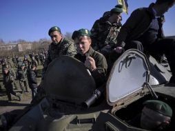 Según autoridades ucranianas, los rebeldes han perdido decenas de hombres en combates contra militares. AP /
