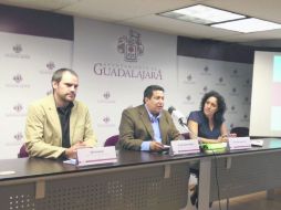 Promotores. Gil Cervantes, Ricardo Duarte y Laura López Marín dieron los detalles del programa. ESPECIAL /