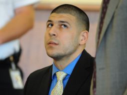 Hernández estuvo en la corte pero no pronunció palabra, se dice inocente del homicidio de un hombre. AP /