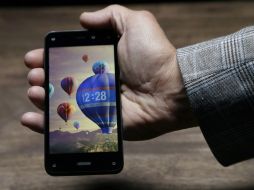 El modelo, que costará entre 200 y 300 dólares, tiene un tamaño más cercano al de un iPhone. AP /