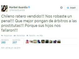 Más que molesta, la cantante despotrica en su red social. ESPECIAL /
