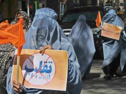 La acusación se hace en medio de una nueva jornada de protestas contra las irregularidades de la votación. EFE /