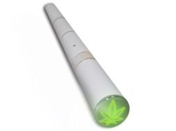 El diseño se asemeja al de un cigarrillo electrónico regular en el que han impreso el dibujo de una hoja de mariguana. ESPECIAL /