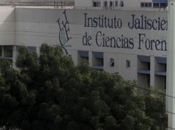 Los cuerpos fueron llevados al Servicio Médico Forense en espera de ser identificados. ARCHIVO /