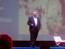 Se espera que más de 26 mil millones de dispositivos estén conectados a Internet en seis años, expresó Lee.  /