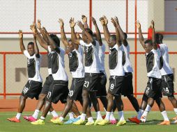 Los reclamos de los jugadores podrían afectar la preparación para el decisivo partido del jueves contra Portugal. EFE /