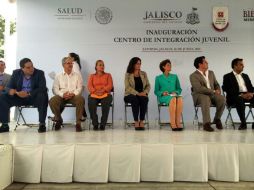 Aristóteles Sandoval, Mercedes Juan, y el alcalde de Zapopan, Héctor Robles Peiro, dieron el banderazo de arranque. ESPECIAL /