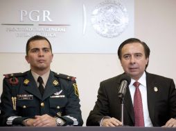 Tomás Zerón informa sobre la operación en la que se rescataron a 39 migrantes. SUN /