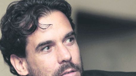 Brama y La muerte y su erotismo, son los otros dos títulos de David Miklos dentro de la colección La Sonrisa Vertical.  /