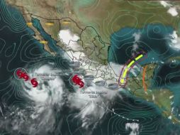 Imagen satelital del Servicio Meteorológico Nacional que muestra la ubicación de  ''Elida'' y ''Douglas'' y las zonas de riesgo. ESPECIAL /