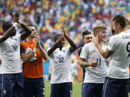 La Selección de Francia celebra su triunfo, y continúan con la ilusión de llegar a la final. EFE /
