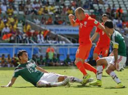 Moreno se fracturó en el partido contra Holanda en octavos de final del Mundial Brasil 2014. AP /