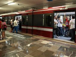 A la construcción de la Línea 3 del Tren Ligero se destinarán más de 17 mil 600 millones de pesos. ARCHIVO /