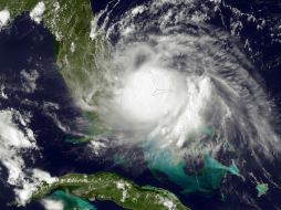 Prevén que se convierta en huracán cerca de la costa de las Carolinas. AFP /