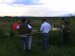 Al punto acudieron agentes de la FGE y personal del IJCF para realizar el levantamiento del cadáver. ARCHIVO /