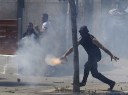 Los enfrentamientos y las manifestaciones se intensificaron tras la muerte del joven palestino. ARCHIVO /