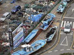 Aspecto de los daños ocasionados por el paso del tifón 'Neoguri'. EFE /