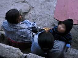 En la Zona Huasteca, las mujeres siguen siendo víctimas de violencia física y psicológica, y se mantiene la costumbre de venderlas. ARCHIVO /