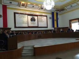 Sesión extraordinaria del Ayuntamiento de Guadajara. Foto: ‏@RegidoresMCGDL. ESPECIAL /