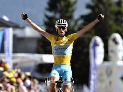 El corredor del equipo Astana tiene 3.37 minutos de ventaja sobre su más cercano perseguidor, Alejandro Valverde. AFP /