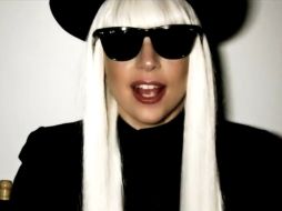 'Haz tu parte para ahorrar el agua en casa', afirmó la estrella pop mediante un video en el que pide cuidar el líquido. ESPECIAL /