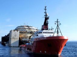 El naufragio del 'Costa Concordia' en enero de 2012 causó la muerte de 32 personas. EFE /