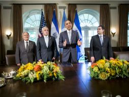 Obama junto al mandatario guatemalteco Otto Pérez Molina, el hondureño Juan Orlando Hernández y el salvadoreño Salvador Sánchez Cerén. AFP /