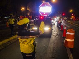 En  nueve meses se ha sancionado a tres mil 562 automovilistas. ARCHIVO /