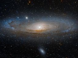 Los científicos estudiaron las últimas mediciones del movimiento relativo entre nuestra galaxia y Andrómeda. Tomada de @MilkyWay_Eart. ESPECIAL /