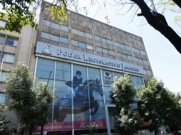 La sede alterna del Poder Legislativo se encuentra sin atenciones sobre su mantenimiento desde el año pasado. ARCHIVO /