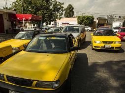 En la Zona Metropolitana de Guadalajara prestan el servicio de taxi alrededor de 12 mil trabajadores del volante. ARCHIVO /