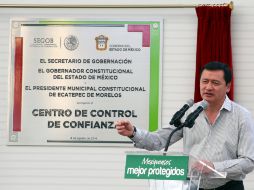 Osorio Chong destaca la labor del secretario de Educación. NTX /