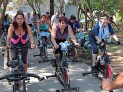 Cuando nos sometamos a algún tipo de ejercicio, éste tiene que ser bajo supervisión de un profesional y con moderación. ARCHIVO /