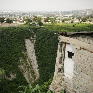 Tlaquepaque valida rellenar el Hoyanco con escombros de Línea 3