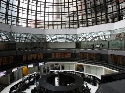 El mercado accionario mexicano cerró a la baja a la par de los índices estadounidenses. ARCHIVO /