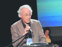 Para Anthony Phelps es especial recibir un premio en México, puesto que en los ochentas vivió en este país. ESPECIAL /