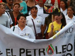 Los partidos de izquierda piden una consulta que ratifique o derogue la reforma energética.  /