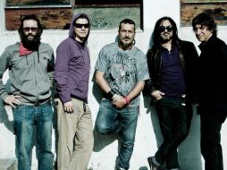 La agrupación que está próxima a cumplir dos décadas unidos dijo estar feliz de presentarse nuevamente en la perla tapatía. ESPECIAL /