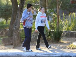 El ejercicio regular, como la caminata rápida y la carrera, contribuye al manejo y rehabilitación de enfermos cardiacos. ARCHIVO /