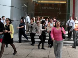 En un primer informe, el SSN reporta el movimiento en una magnitud de 5.8 grados y más tarde lo ajusta a 5.4 en la escala de Richter. ARCHIVO /