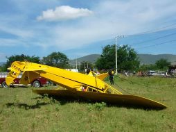 La aeronave se desploma en un terreno baldío. NTX /